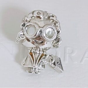 Pandora Grandma Charm S925 Sterling
Silver
